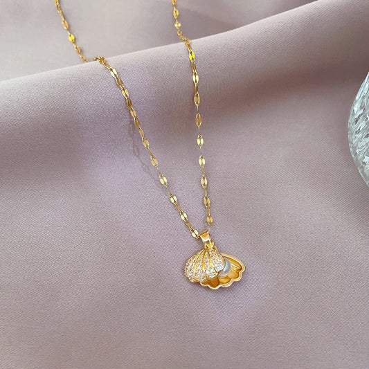 Coastal Charm Pearl Necklace
