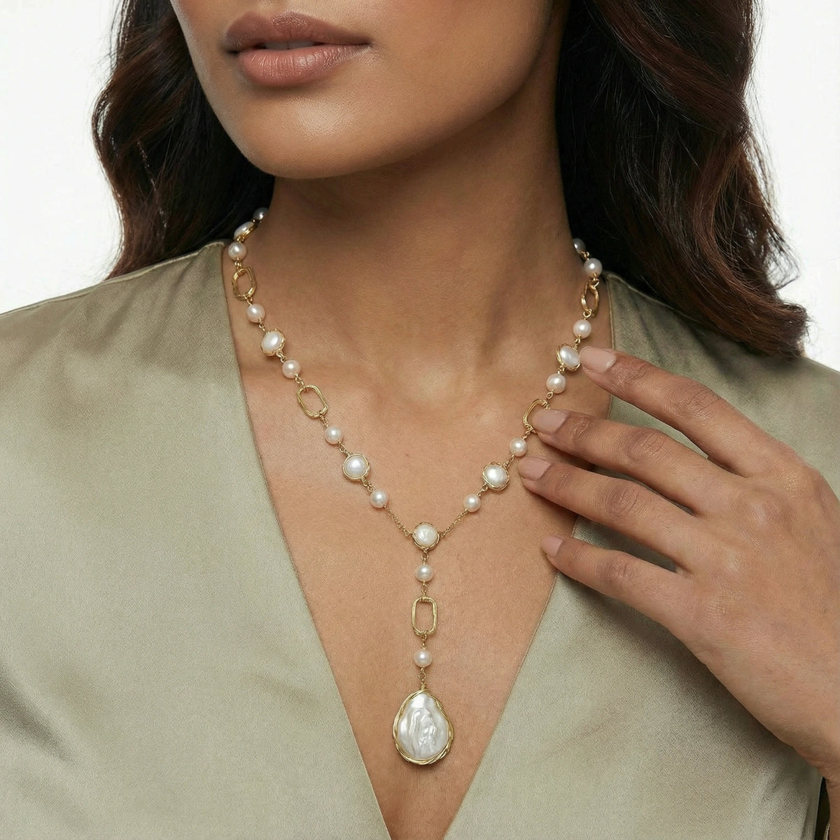 Lumina Pearl Station Necklace