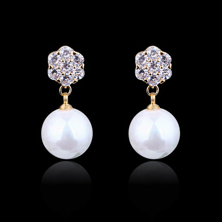 Soft Pearls. Endless Elegance.