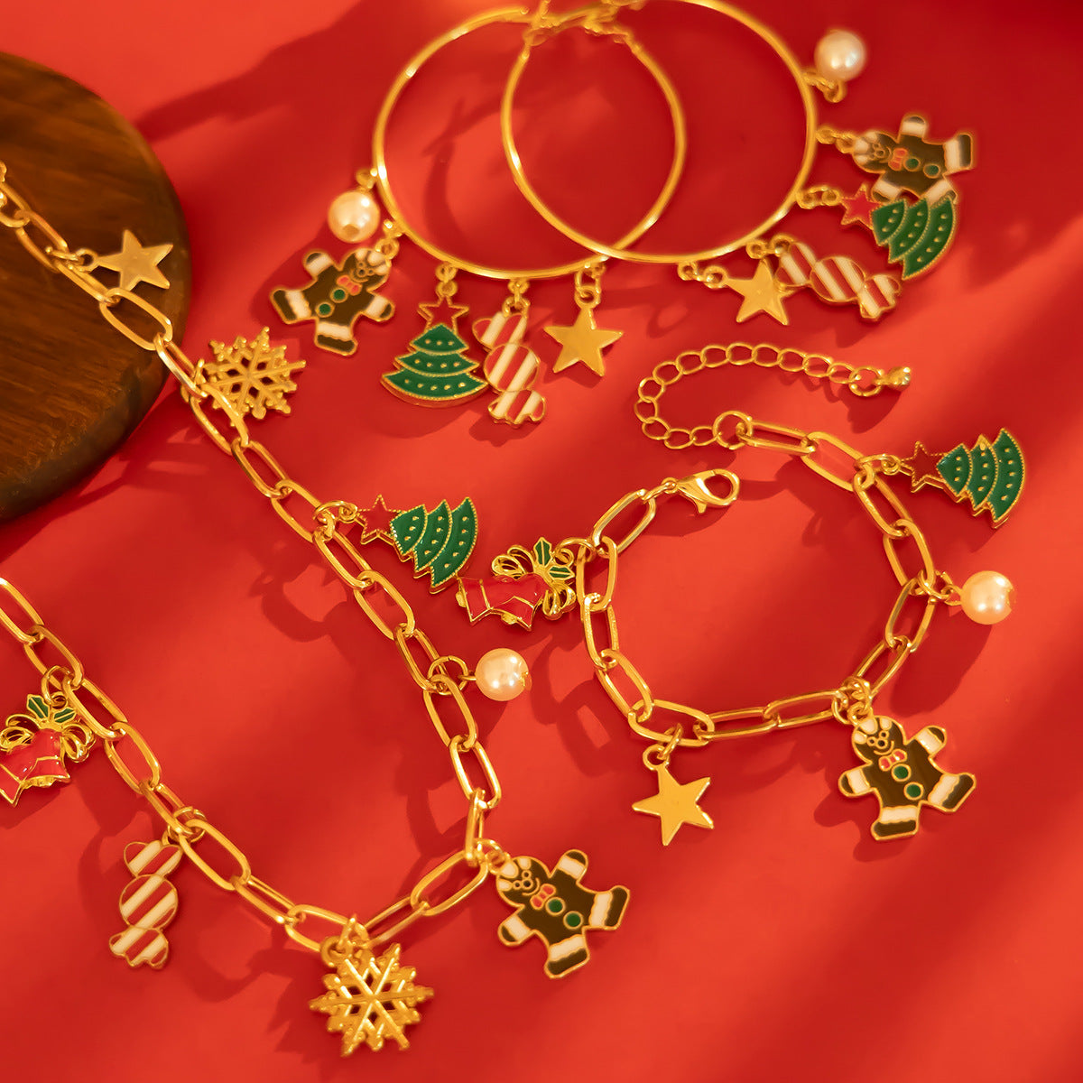 Cute. Festive. Impossible to Ignore.
