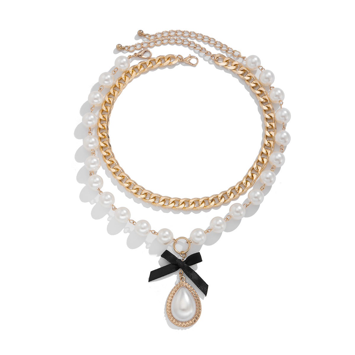 Soft Pearls. Dangerous Elegance.